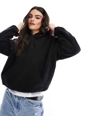 Sudadera negra con capucha de felpa estilo peluche de The Couture Club