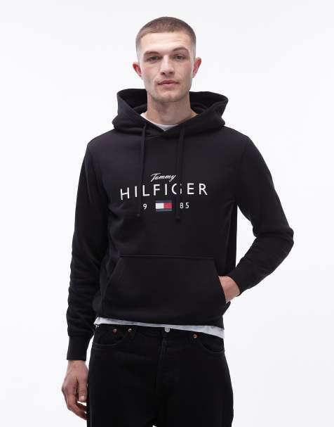 Sudadera negra con capucha y logo grande apilado en el centro de Tommy Hilfiger - view 1
