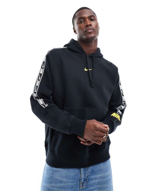 Sudadera negra con capucha y logo Repeat de Nike ASOS