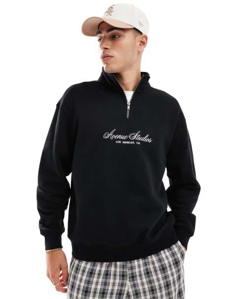 Sudadera negra con cremallera corta y detalle gráfico de Cotton On - view 1
