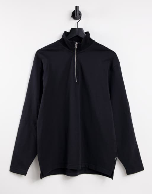 Sudadera negra con cuello alto de Selected Homme