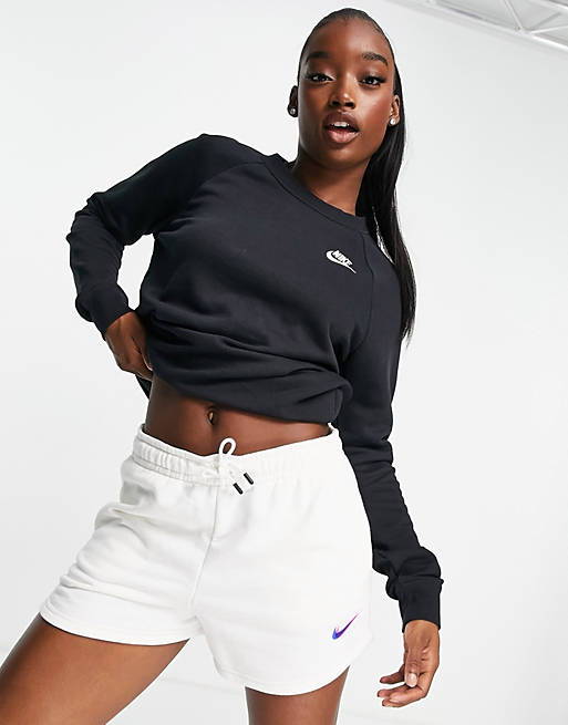 Sudadera negra con cuello redondo Essentials de Nike