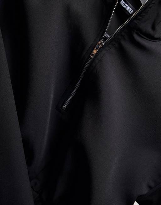 Sudadera negra con media cremallera de Missguided, 4 de 4