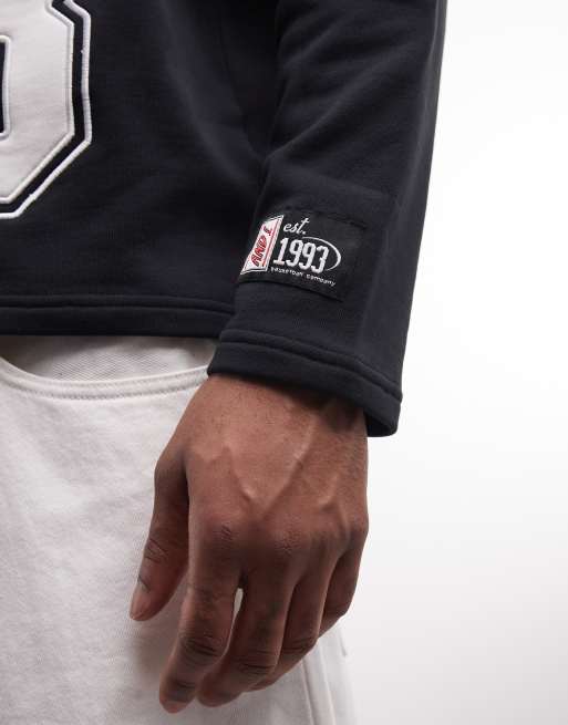Sudadera negra con panel del logo 93 de AND1, 4 de 5