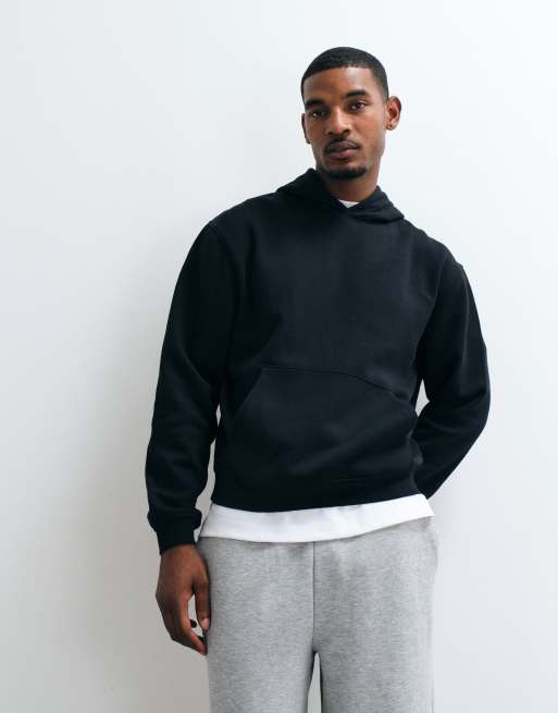 Sudadera negra de corte cuadrado con capucha Essentials de ASOS DESIGN, 5 de 5