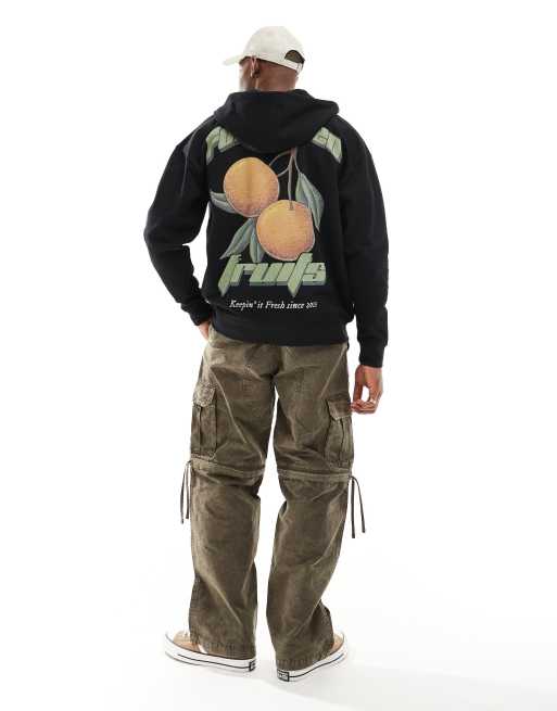 Sudadera negra extragrande con capucha, cremallera y estampado de frutas en la espalda de Liquor N Poker