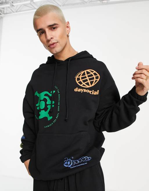 Sudadera negra extragrande con capucha y estampados posicionales de logo de ASOS Daysocial (parte de un conjunto), 3 de 4