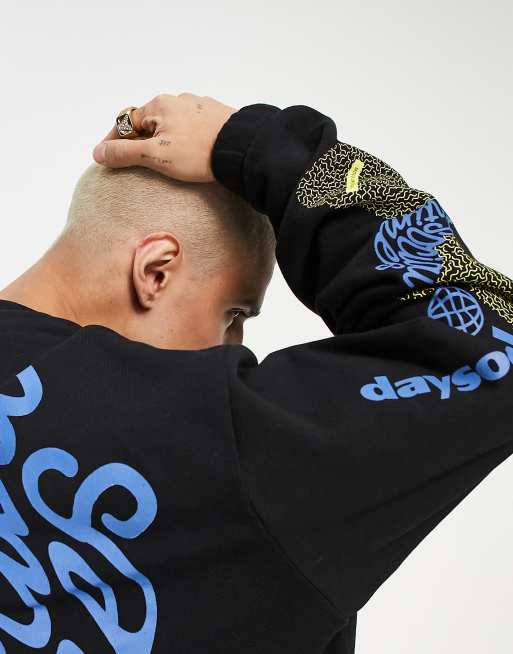 Sudadera negra extragrande con capucha y estampados posicionales de logo de ASOS Daysocial (parte de un conjunto), 4 de 4