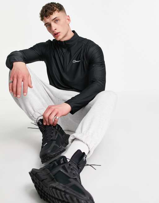Sudadera negra técnica de felpa 24/7 de Berghaus, 4 de 4