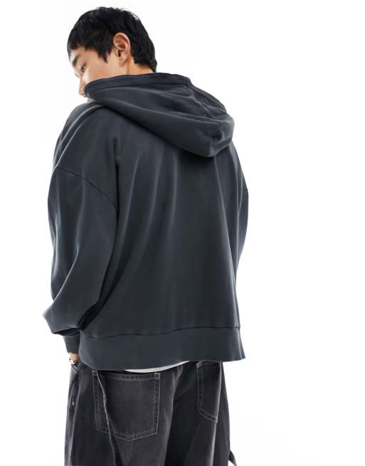 Sudadera negro lavado con capucha, acabado desgastado y detalle de cordones de COLLUSION, 2 de 4