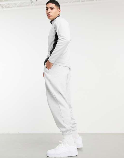 Sudadera polar blanca y gris con cremallera de 1/4 Klamath de Columbia, 4 de 4