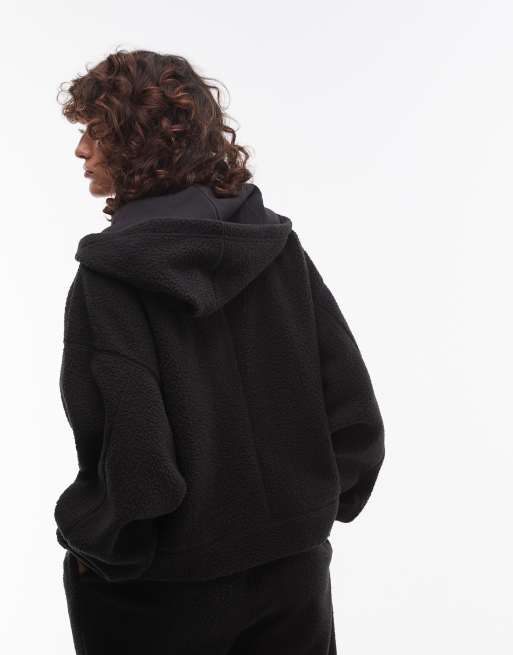 Sudadera polar negra con capucha y cremallera de borreguito de Topshop, 4 de 4