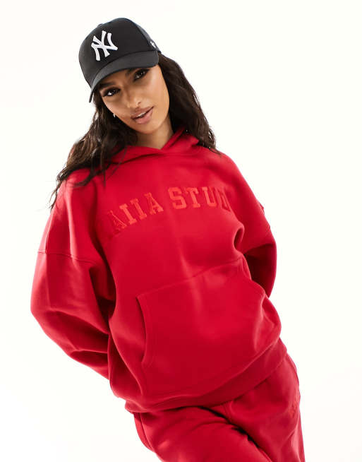Sudadera roja con capucha de Kaiia Studio (parte de un conjunto)