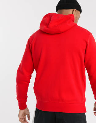sudadera roja con capucha