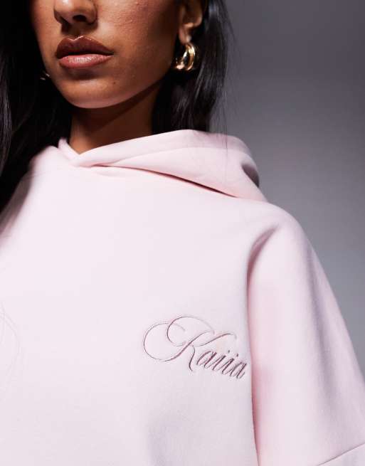Sudadera rosa fresa extragrande con capucha y logo trasero en relieve de mezcla de algodón de Kaiia Studio (parte de un conjunto)  , 4 de 4
