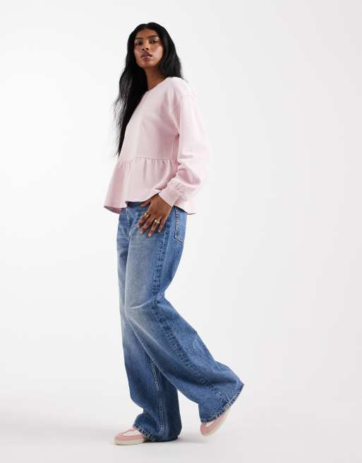 Sudadera rosa pálido con volante en el bajo de Miss Selfridge, 4 de 4