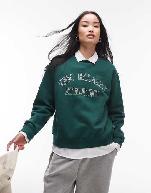 Sudadera verde con estampado gráfico de New Balance