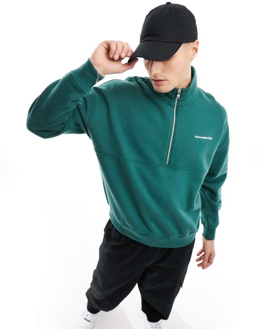Sudadera verde con media cremallera premium de Abercrombie & Fitch