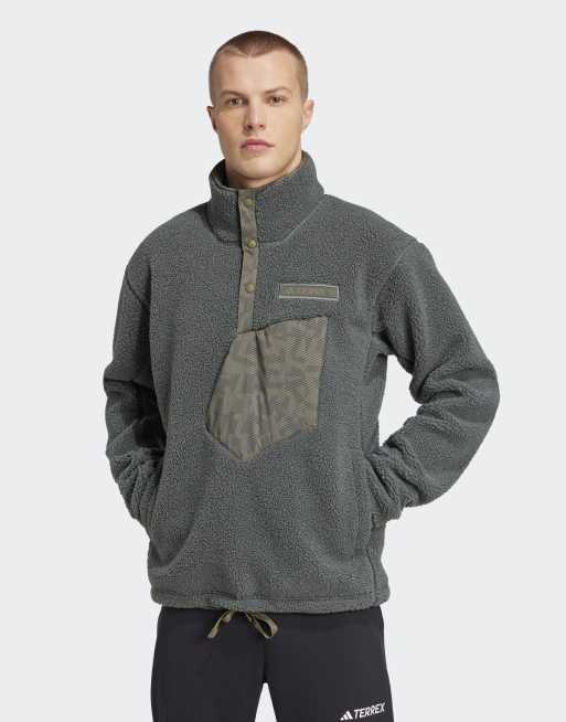 Sudadera verde hiedra sin cierres de felpa mullida Terrex Xploric High Pile Fleece de adidas