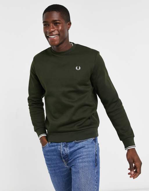Sudadera verde oscuro con cuello redondo y logo en la parte trasera de Fred Perry ASOS