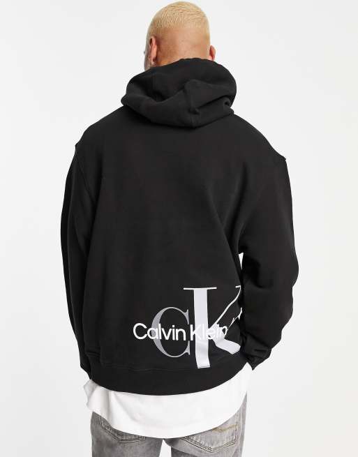 Sudaderas con capucha negra con logo en dos tonos y abertura de Calvin Klein Jeans, 4 de 4
