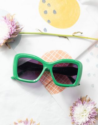 Sugar + Style Green Oversized Chunky Cat Eye Angular Sunglasses