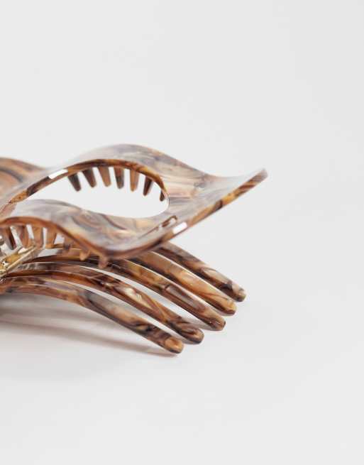 Sui Ava ashley hair claw in brown marbel, 3 of 3
