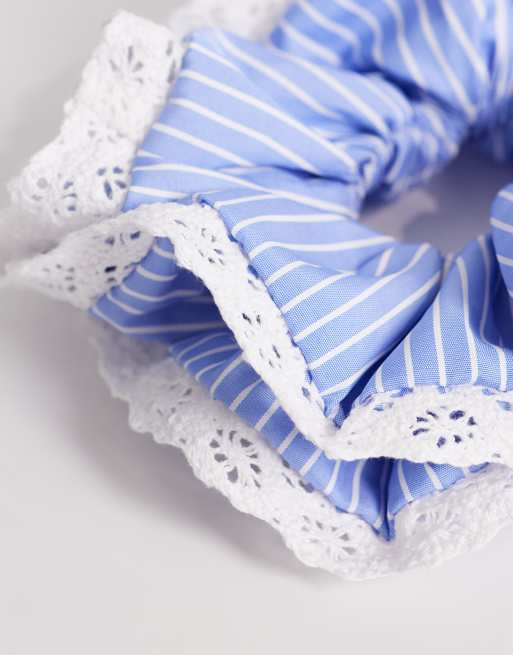 Sui Ava - Chouchou à rayures et détail en dentelle - Bleu, 3 de 3