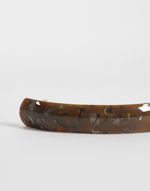 Sui Ava curved cherie hair clip in brown, 2 of 3