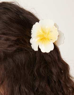 Sui Ava - Große Haarklammer in Form einer hawaiianischen Blüte in Gelb