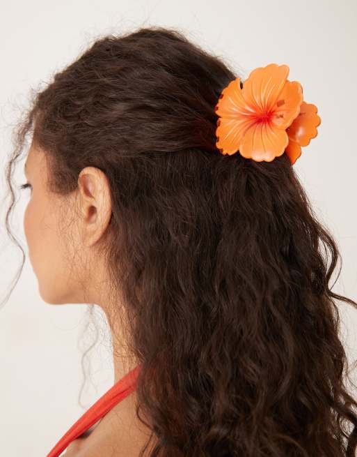 Sui Ava Hawaii flower large hair claw in orange, 3 of 3
