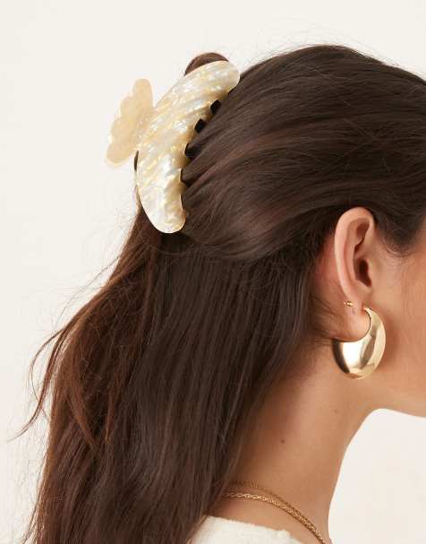 Sui Ava Helle large hair claw in pale yellow - view 1