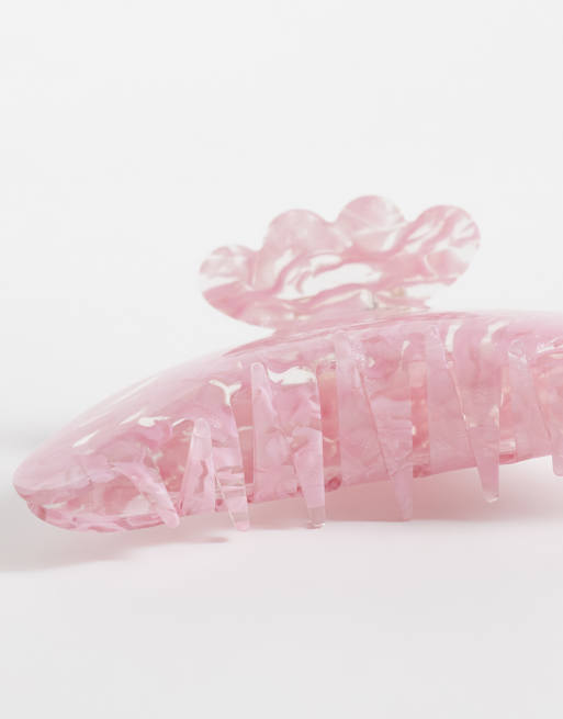Sui Ava helle mist biggest hair claw in light pink, 2 of 3