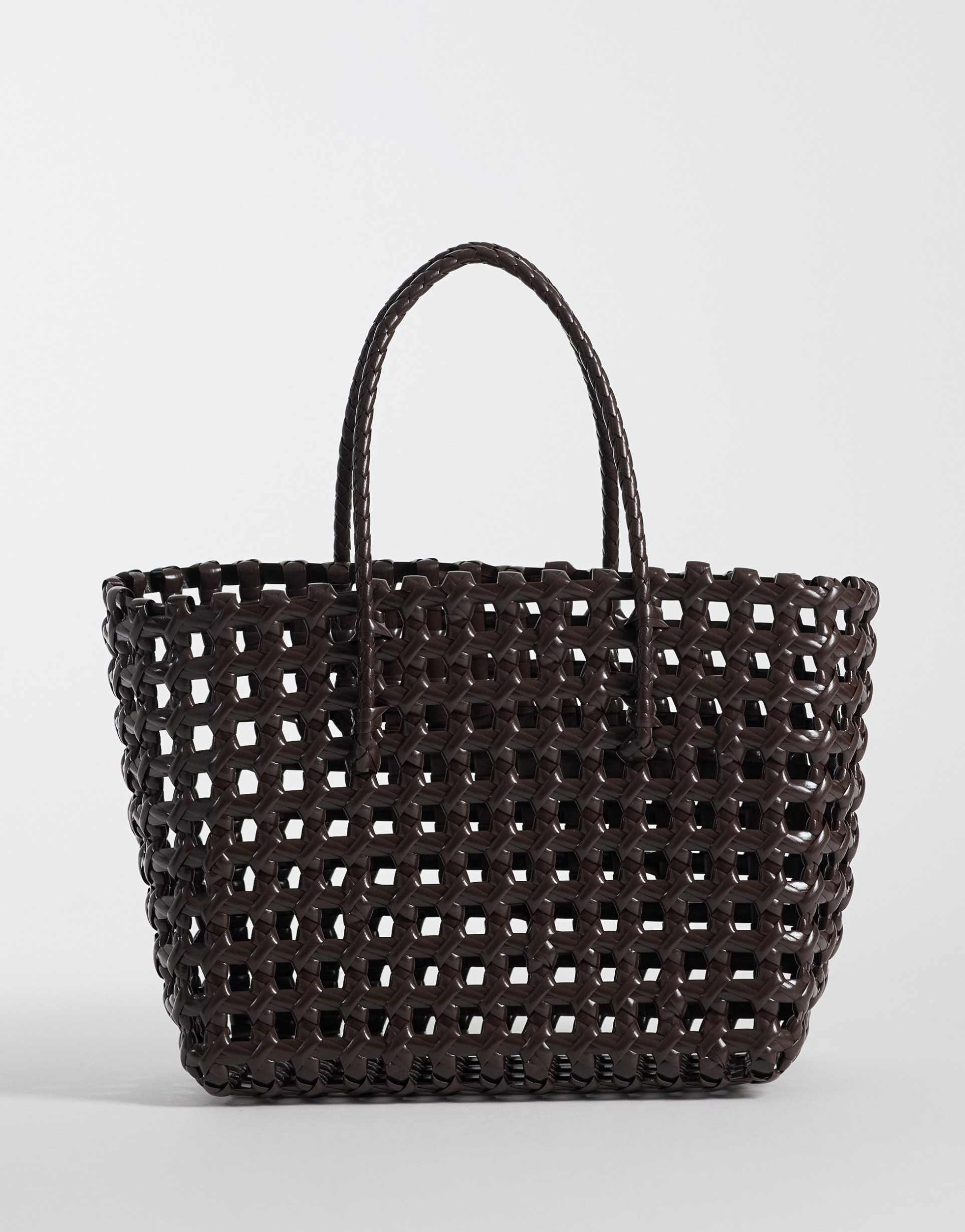 sui ava kaya woven small tote bag in brown