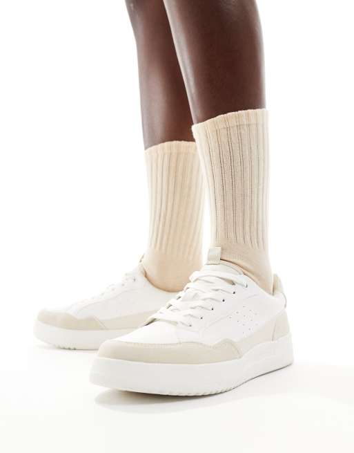 Sui Ava – Magda – Pointelle-Socken in Beige, 3 von 4