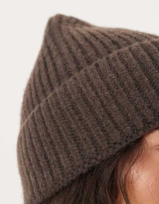 Sui Ava Nico beanie in brown, 2 of 3