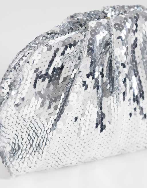 Sui Ava paljettkuvertväska i silver, 3 av 4