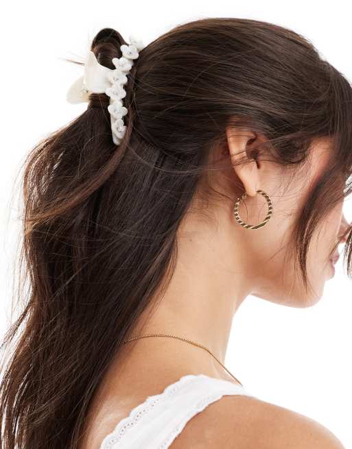 SUI AVA - Pince à cheveux fleur pour mariée en résine avec ornements - Crème 
