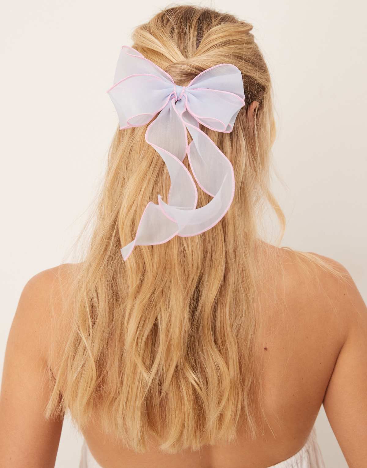 Sui Ava ribbon hair bow with contrast edge in blue