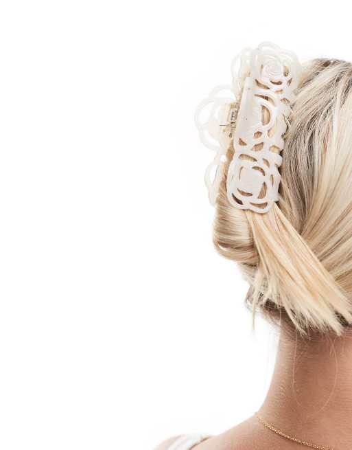 Sui Ava Rosie floral cut out hair claw in off white, 4 of 4
