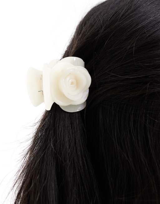 SUI AVA Rosie hair claw clip in cream, 3 of 4