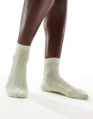 Sui Ava – Sofie – Pointelle-Knöchelsocken in Matcha-Grün