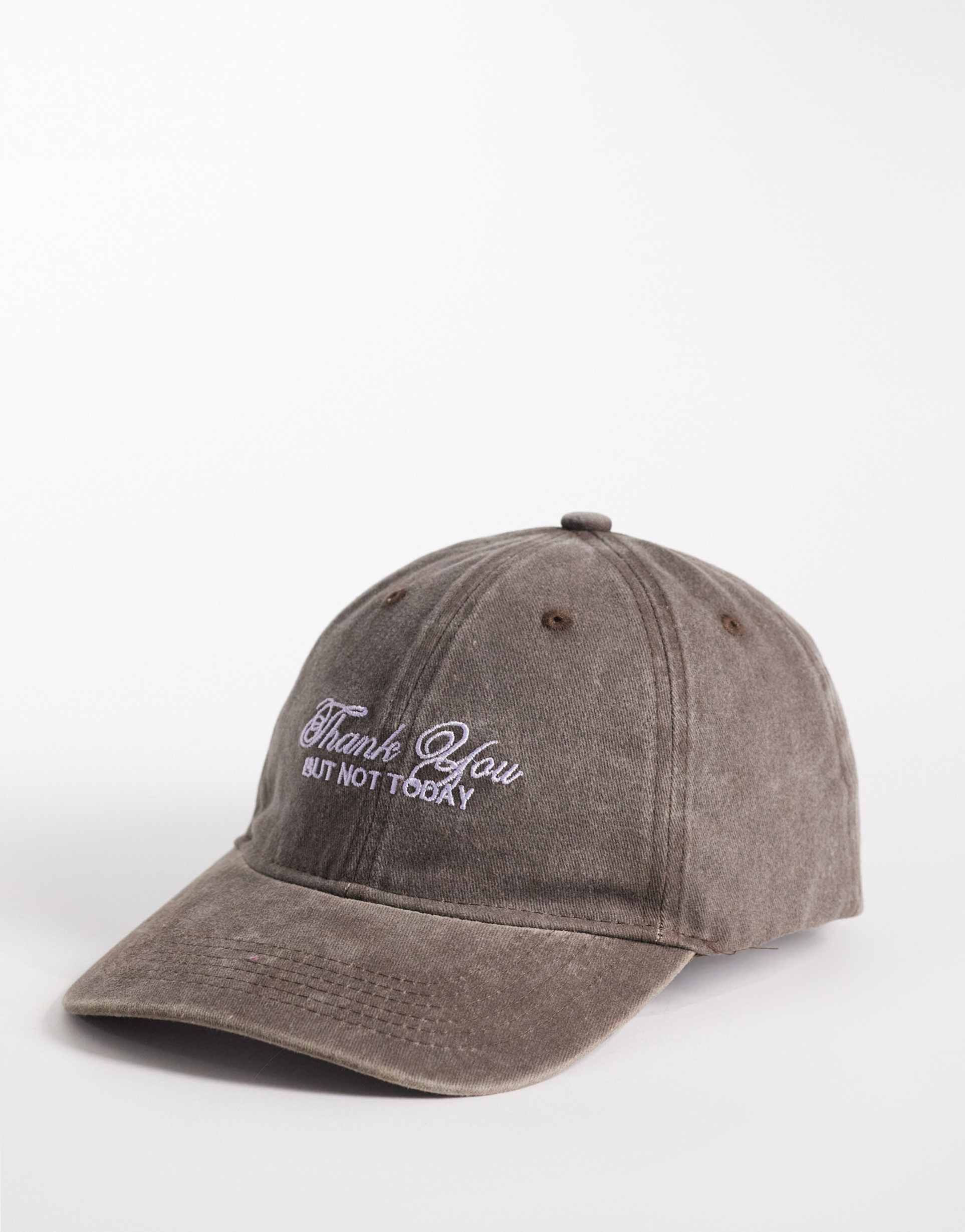 sui ava soft served cap in brown