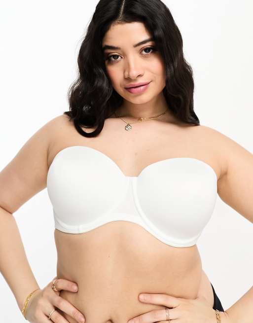 Sujetador blanco moldeado sin tirantes con diseño multiposición de microfibra de ASOS DESIGN Curve, 2 de 4