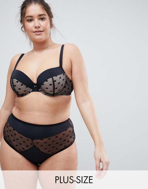Conjunto de lencería con sujetador y braguitas de malla de puntitos de New Look Curve, 2 de 3