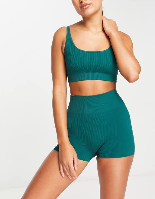 Sujetador deportivo verde básico sin costuras de canalé de HIIT, 4 de 4