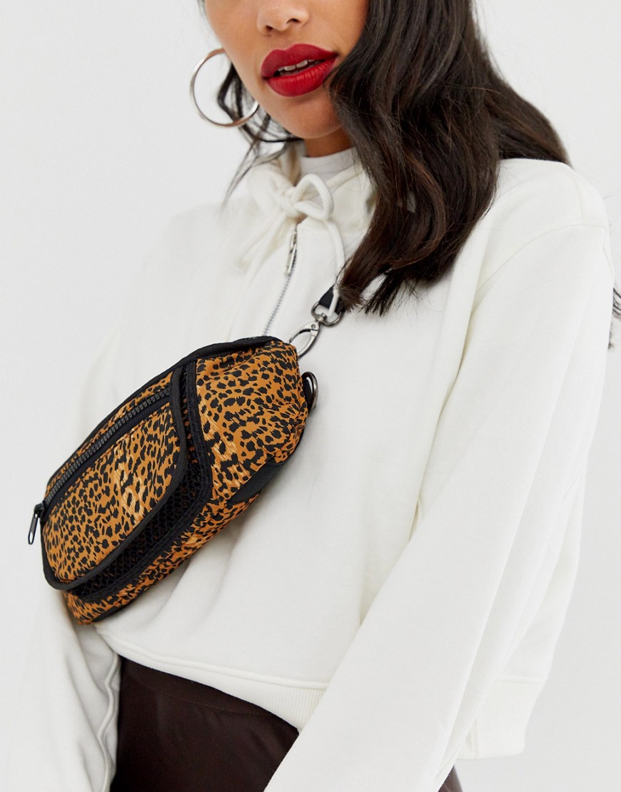 фото Сумка-кошелек на пояс с леопардовым принтом in wear james-коричневый