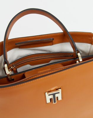 tommy hilfiger brown bag