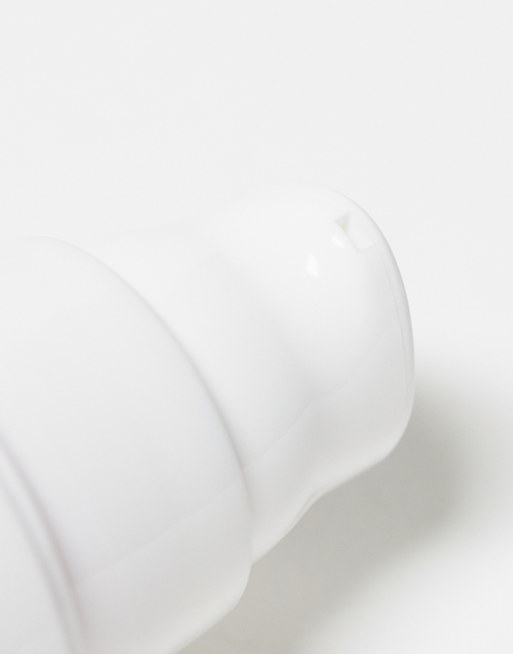 Sunday Riley - C.E.O. - Brightening serum met 15% vitamine C, 15ml, 3 van 4