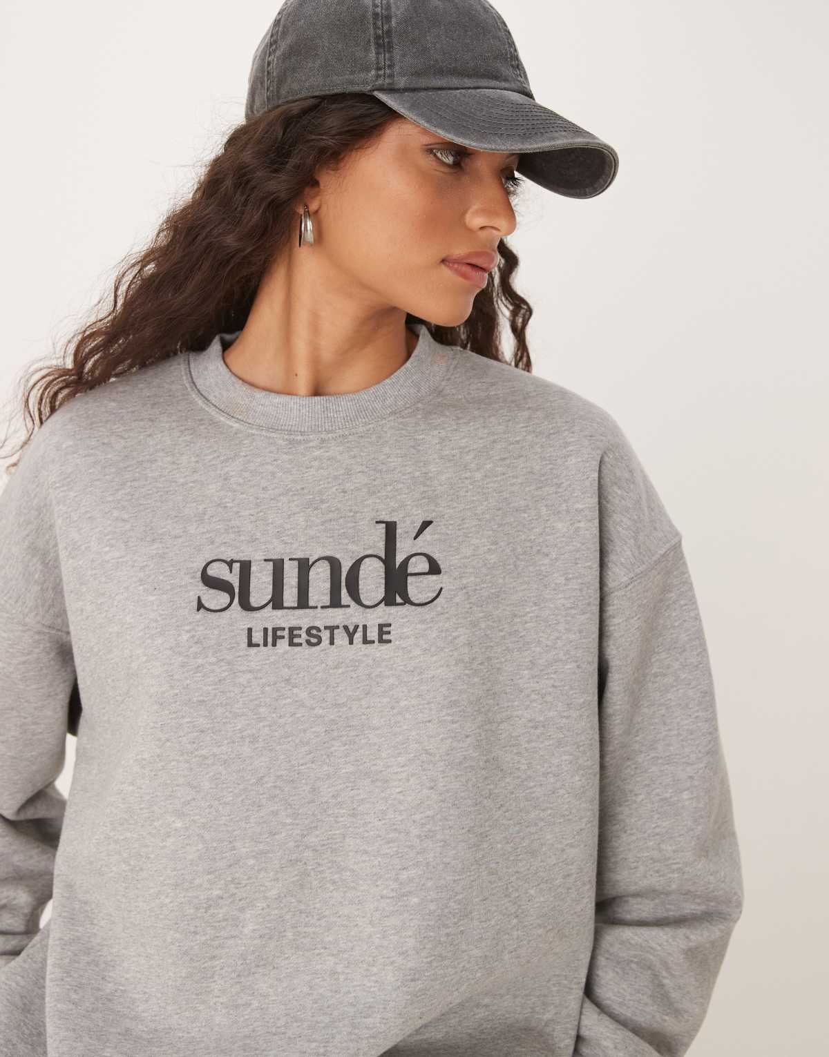 Sunde iconic oversized sweatshirt in grey marl